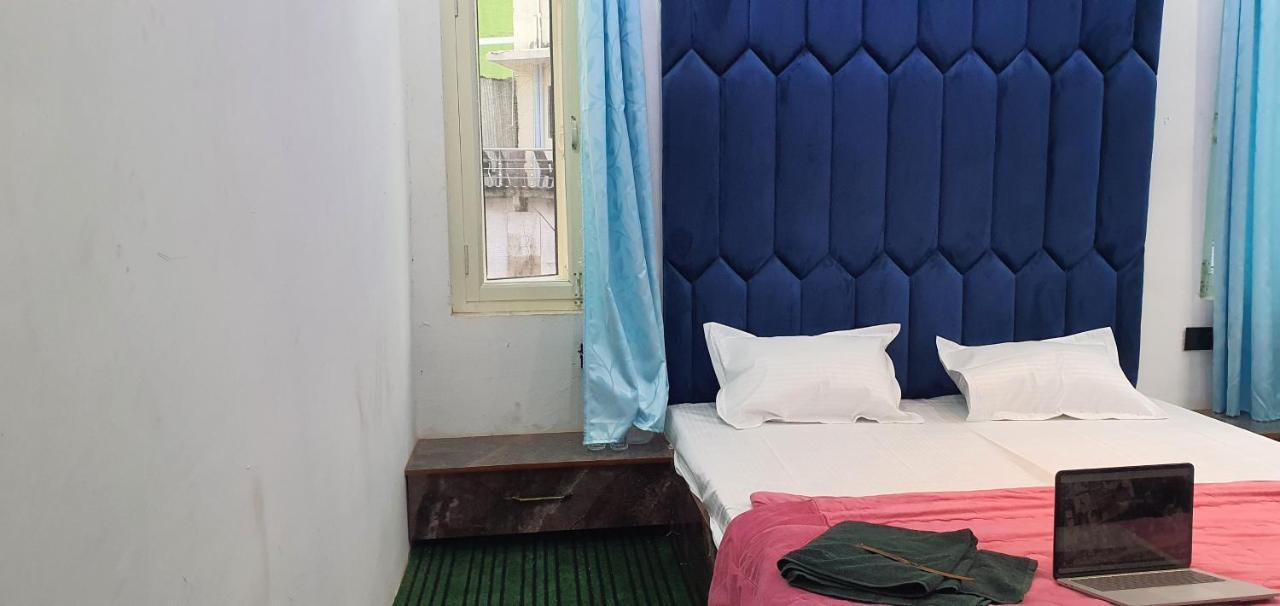 Hotel Resonance Exotic Srīnagar Extérieur photo