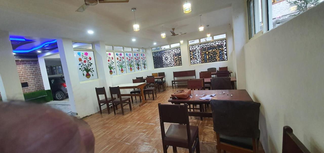 Hotel Resonance Exotic Srīnagar Extérieur photo