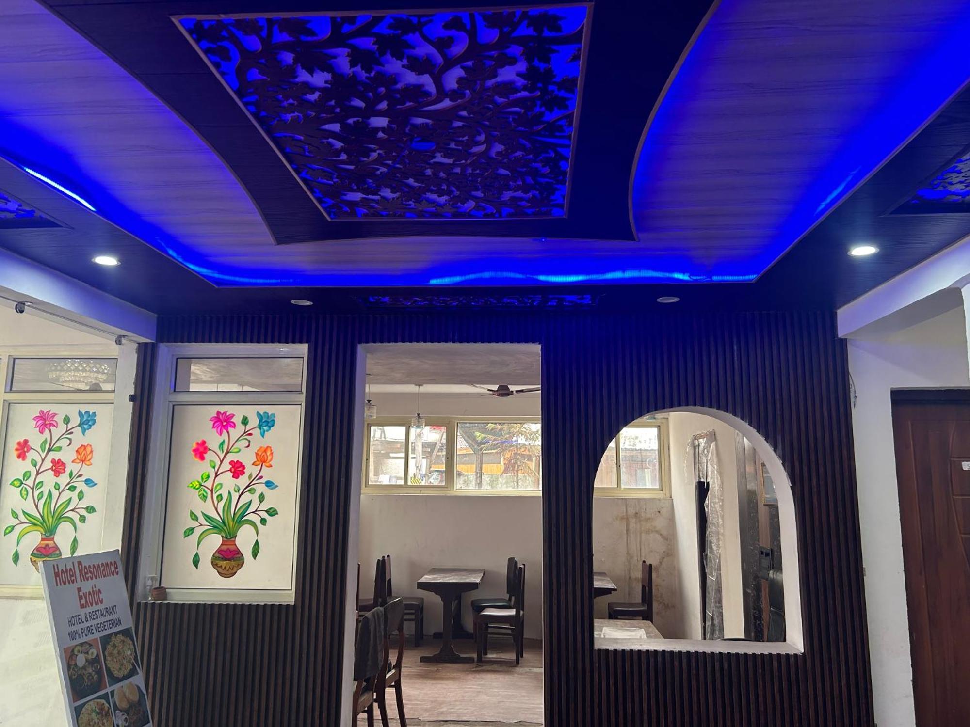 Hotel Resonance Exotic Srīnagar Extérieur photo